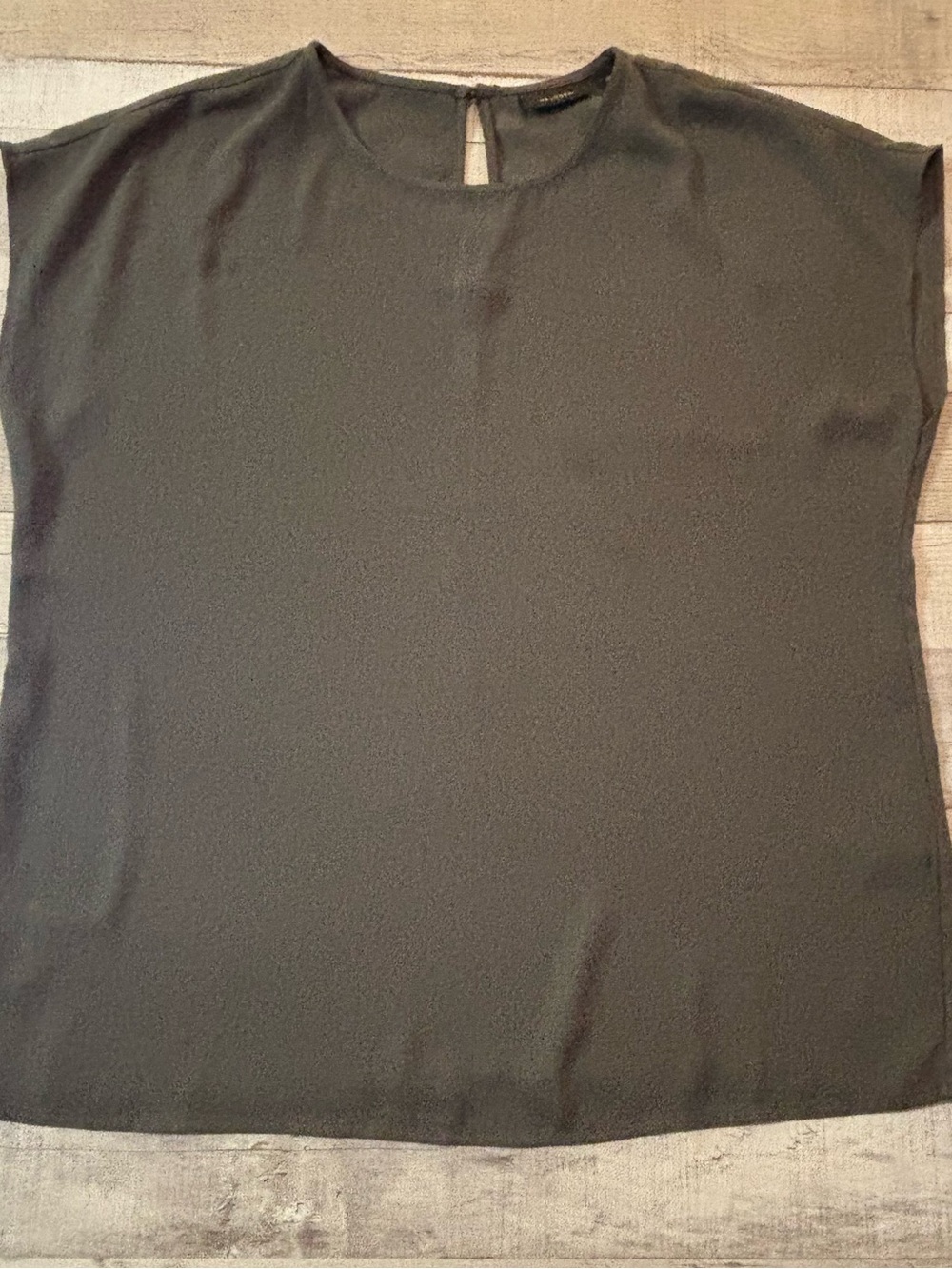 Halogen Black Short-Sleeve Keyhole Top